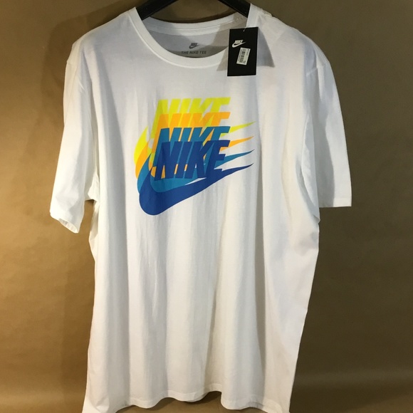 nike t shirt xxl